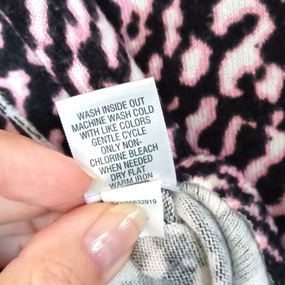 Dana Buchman - Very Thin Knit 3/4 Sleeve Blk/Pink/Whi Print Top Back Zip W-L - Picture 7 of 8